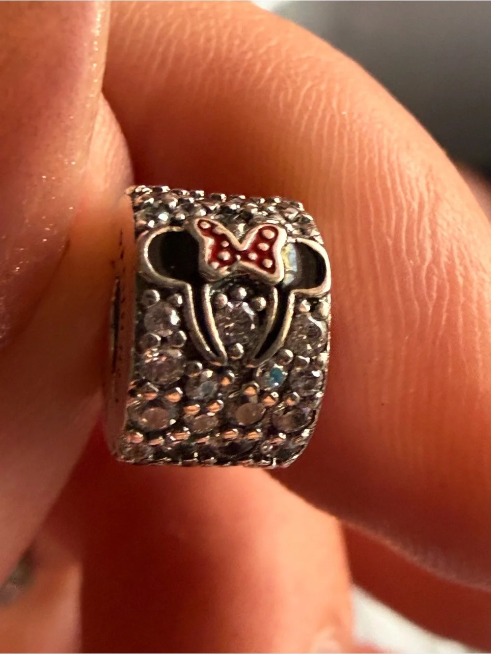 Pandora X Disney Silver Minnie Mouse Charm with Red Bow and Crystal Accents - Picture 1 of 4